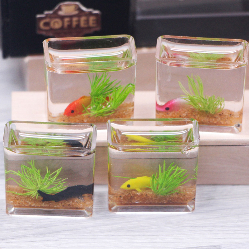 1Pc 1:12 Dollhouse Miniature F - Aquarium Fish House recensione e prezzo